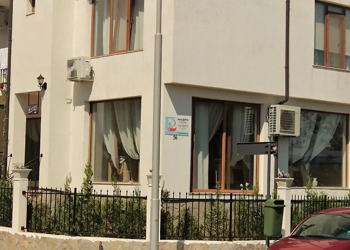 Denta Διαμέρισμα *